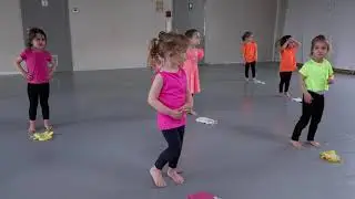 Wolubilis - Dimanche - Rythmique 3 ans, Cécile (Groupe 2)