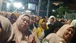Pengajian Umum Neng Umi Laila di desa Patokpicis kec Wajak kab Malang