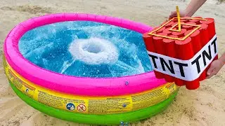 EXPERIMENT : How To Remove Ice From a Pool? Frozen Pool VS