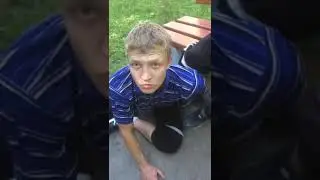 Покуришники ,это как вообще в собственных слюнях ,но ладно хоть ни в чужих 😂😂😂