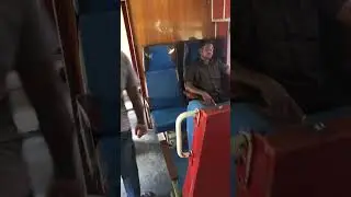 Поезд на Шри-Ланке. Train in Sri Lanka.