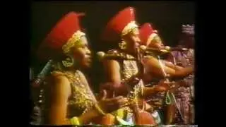 Mahlathini & The Mahotella Queens - Thunthswane Basadi