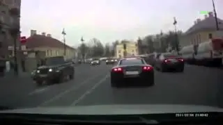 Беспредел Audi R8 на дорогах!