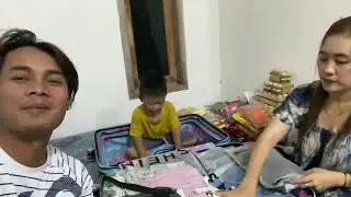 Vlog unboxsing jajan anak||seneng banget di bawain oleh oleh sampai masuk koper ⁉️
