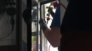 Окраска окон эмалью Feyco на объекте
