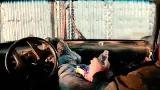 Как втроем снять двигатель?