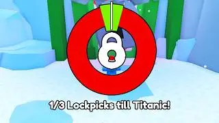 I OPENED the HARDEST GRINCH DOOR.. and IT'S OP! (Pet Simulator 99)