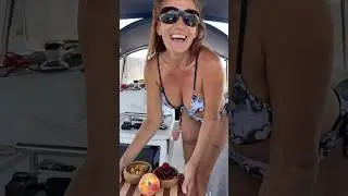Fresh peaches…time for a snack #shortsfeed #summertime #sailinglife #turkey #liveaboardlifestyle