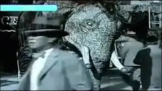 Женщина с мобильным телефоном в фильме 1928 года