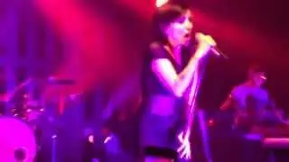 LIGHTS 'Up We Go' Live (Toronto, Little Machines Tour, 8/27)