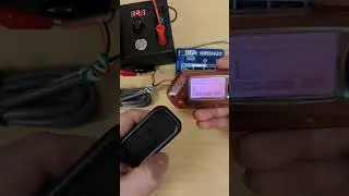 This 433MHz wireless door control system actually uses rolling codes.Good work, BEA! #flipperzero