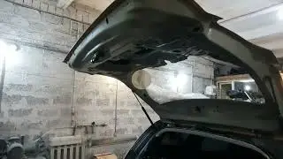 Renault Daster 2 - Продолжение ремонта.  Ремонт и грунтование з.крыла и крышки багажника (часть#2).