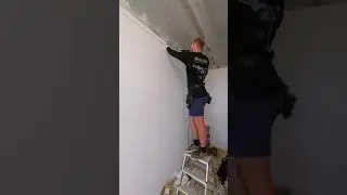 Натяжные потолки SkyLine