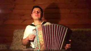 «Напилася я пьяна» на гармони