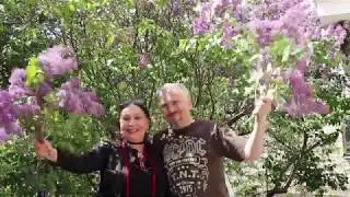Лариса Кадочникова и Игорь Романовский встречают весну 2020 года