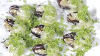 White chocolate stuffed dates arabic