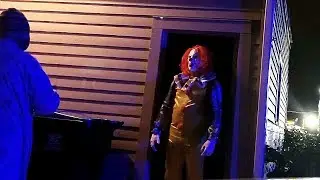 SCARY CLOWN PRANK ON GRANDMA!