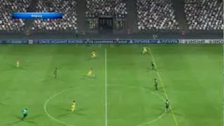 PES13 - UEFA LEAGUE CHAMPIONS : FC BARCELONA VS REAL MADRID (XBOX360,PS3,PC)