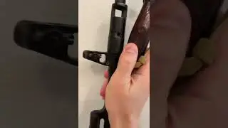 Как надеть штык-нож на АК?