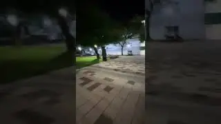 Dando un roll en bicicleta por el Tec de Monterrey de Noche.
