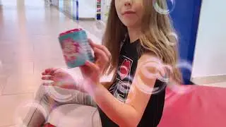 Подарок от класса ) побежали в детский мир ) купили PetShop в банке )