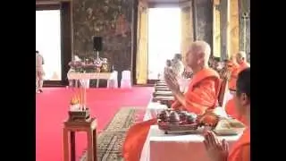 Remembering the Lord Abbot of Wat Suthat 2555