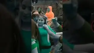 Türbanli yeşilli kız dans