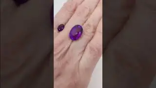 Set of two amethysts