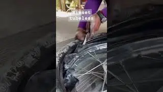 how to tubeless the rimset #motorcyclemechanic #automobile #motorcycleaccessories