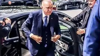 Bu Adama İyi Bakın Beyler!...