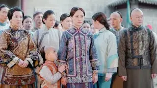 官兵闖進家裡鬧事，女商人不慌不忙，一筐銅錢解決所有問題！