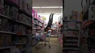 Calisthenics Athlete Goes Shopping