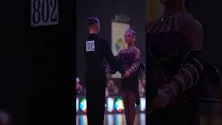 How cute are Zhenya and Karina? 🤍