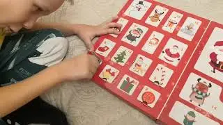 Адвент календарь. Браслет попит. Гусеница попытница  Advent calendar toy pop it