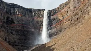 Island - Hengifoss Wanderung zu einem der höchsten Wasserfälle Islands!