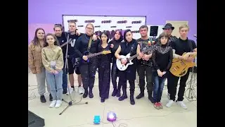 Концерт в формате квартирника. Видео: Олег Сойнов.