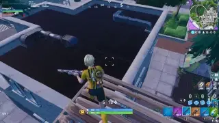 Jugando torneo de Fortnite
