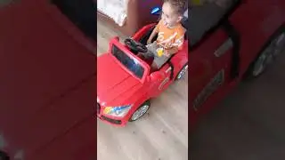 Evde Akülü Araba Sürülmez Kuzey Çok Dışarı 🤬 