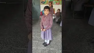 Jump and catch the item @Fun in classroom # 