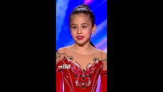 Arabs Got Talent | نجوى كرم لم تتمالك نفسها قدام طفلة سعودية وذهبت لتحضنها والجمهور يتفاعل بقوة