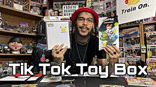 Opening Pokémon 25th Anniversary Jumbo Size Binder and Pack inside the Toy Box!