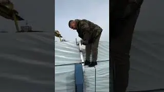 ПОГРУЗКА ПИЛОМАТЕРИАЛА. Затяжка ТЕКСТИЛЬНЫХ СРЕДСТВ КРЕПЛЕНИЙ МВ КТБ ручным НАТЯЖИТЕЛЕМ.