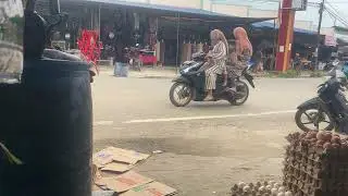 Suasana kede runcit di bulan September