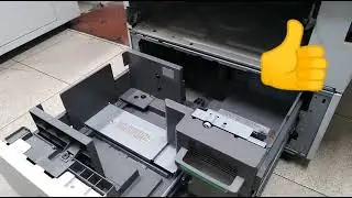 como desmontar bandeja system en ricoh.(bandeja alimentadora)