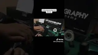 unboxing background abstrak