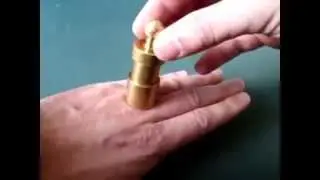 Шар проходит через руку