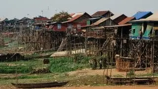 Walking Around Cambodian Floating Fishing Village-Kompong Khleang