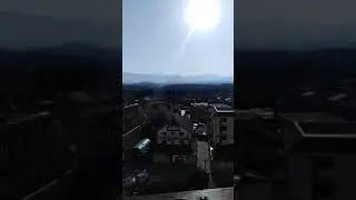 Восход солнца над фантастическими горами в Сочи.