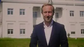 Raymond Mens met Lang Leve Amerika in Theater De Maagd