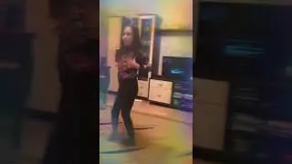 Прикольное видео  - танцы под музыку 